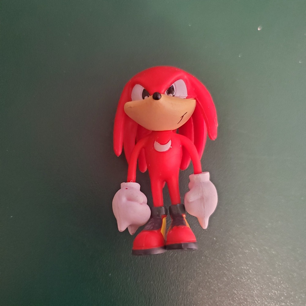 Sonic the Hedgehog Knuckles Echidna 2 Inch Red Action Figure Toy SEGA Unbranded
